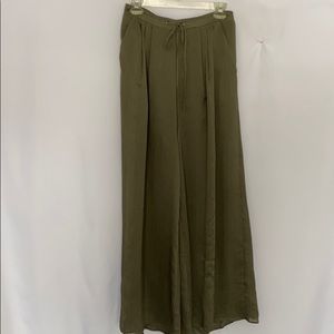 Olive green wide leg pant